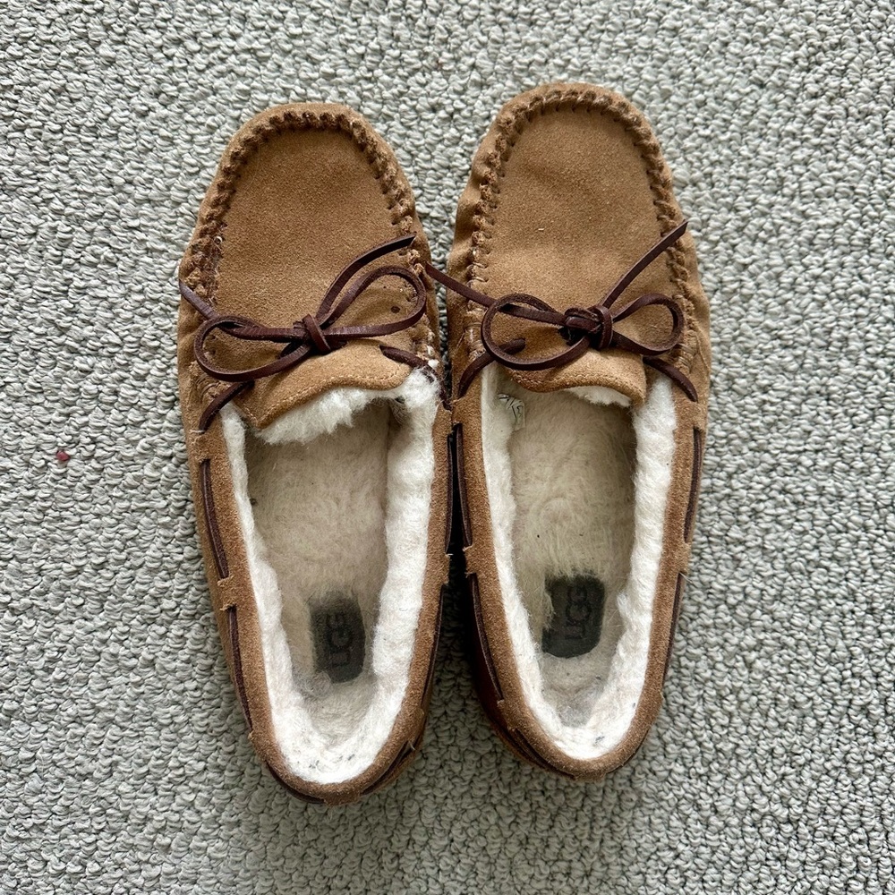 Ugg Tan Moccasin Slippers * see description